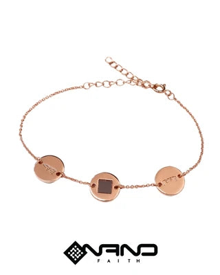 Rose gold bracelet with three round settings